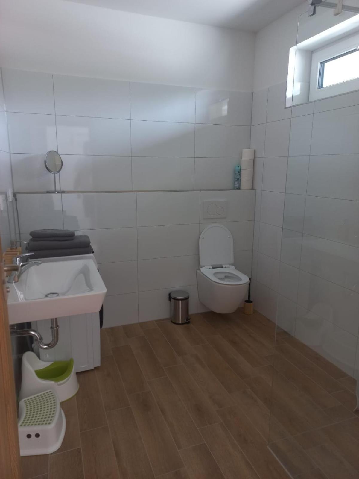 Apartman Violetta Nove Mesto nad Metuji Ngoại thất bức ảnh
